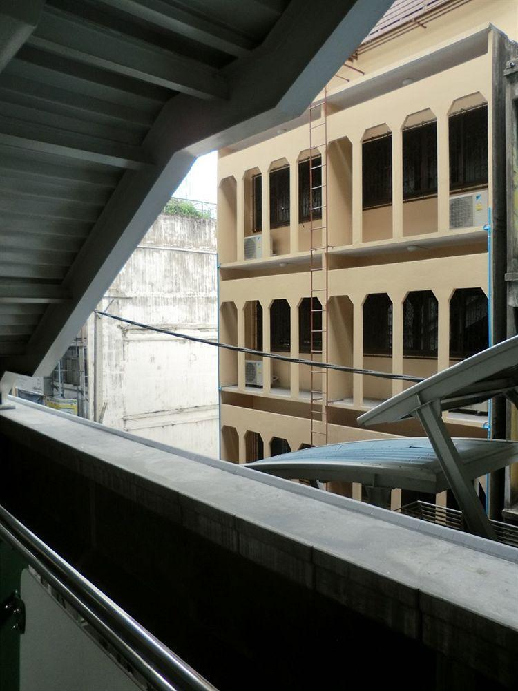 The Mix Bangkok - Bts Phrakhanong Екстер'єр фото